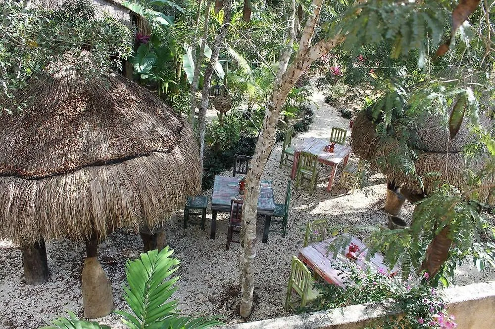 **  Casa Mango Bed & Breakfast Tulum Mexico