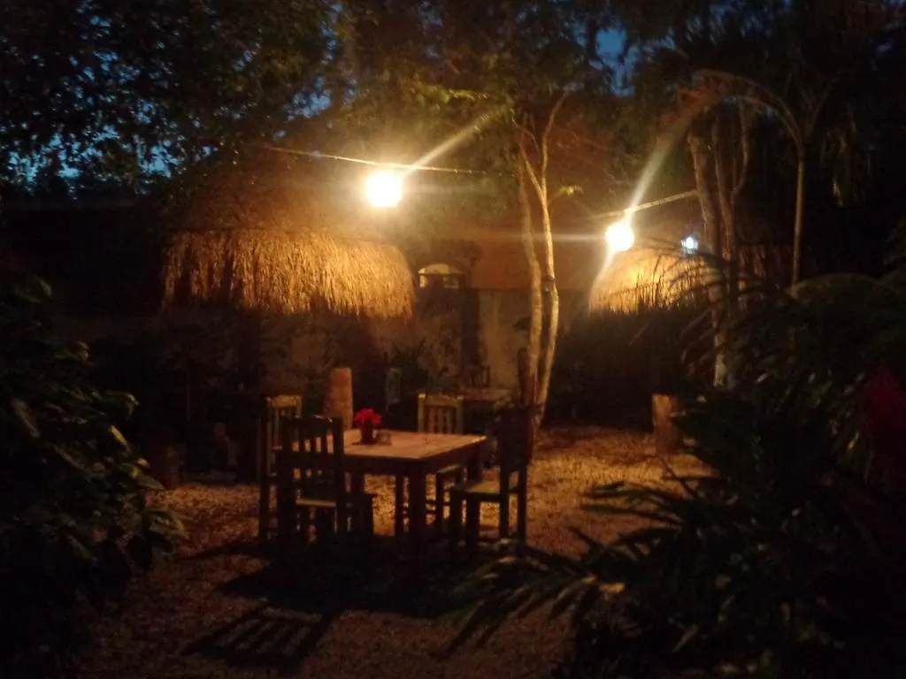 Casa Mango Bed & Breakfast Tulum